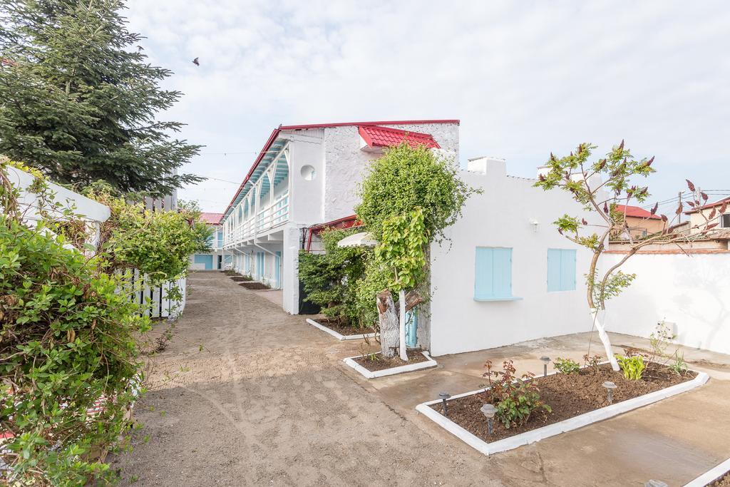 Casa Stavros Hotell Două Mai Exteriör bild