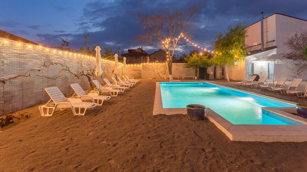 Casa Stavros Hotell Două Mai Exteriör bild